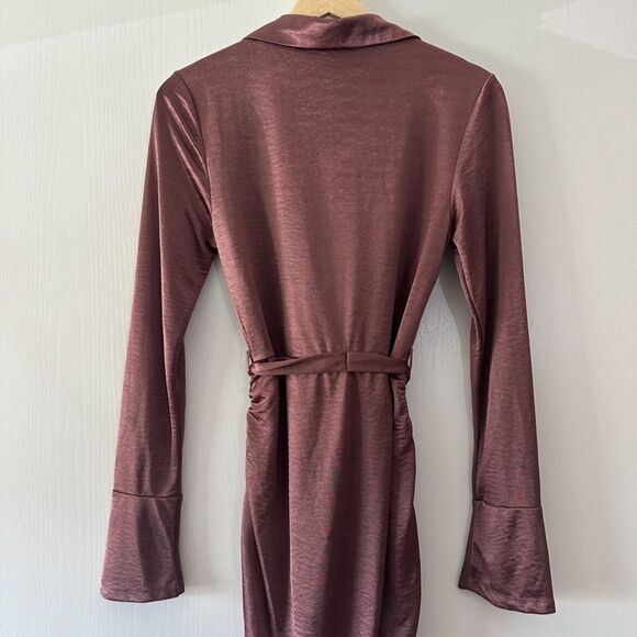 Louna Revolve Satin Mauve Brown Jersey Shirt Ruched Collared Mini Dress‎ Small - Picture 9 of 9